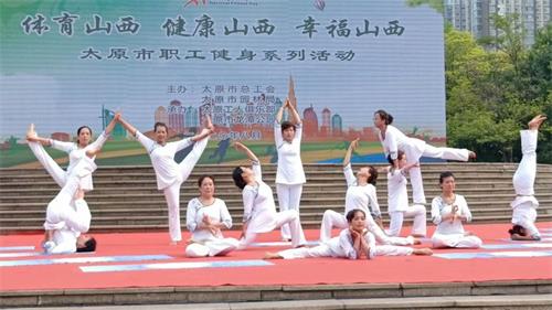 忻州师院附ä¸-å-|生和家长社会实è·μæ′»åЍèμ°è¿›é˜3å¡ä1¡èμ¤æ°′æ‘留守儿ç«¥