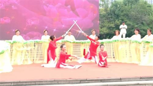 忻州师院附ä¸-å-|生和家长社会实è·μæ′»åЍèμ°è¿›é˜3å¡ä1¡èμ¤æ°′æ‘留守儿ç«¥